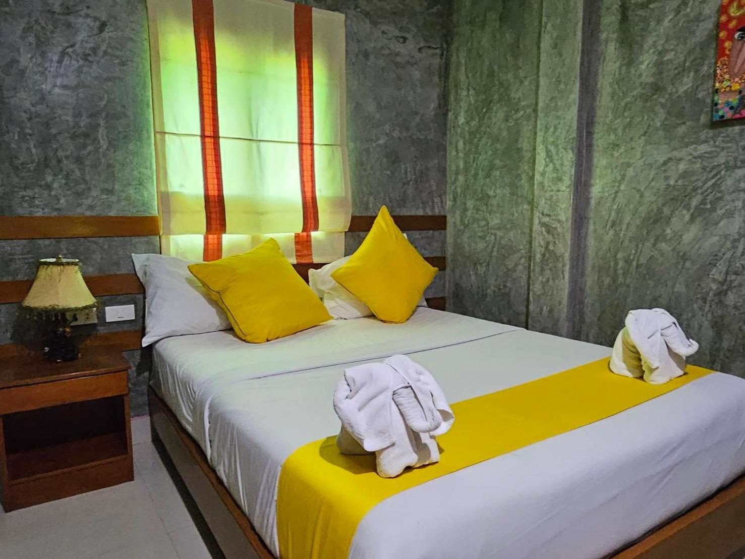 Araya Boutique Hotel Thong Sala Esterno foto